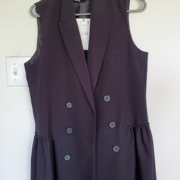 Zara Dresses & Skirts - Chic Black Double-Breasted Sleeveless Dress